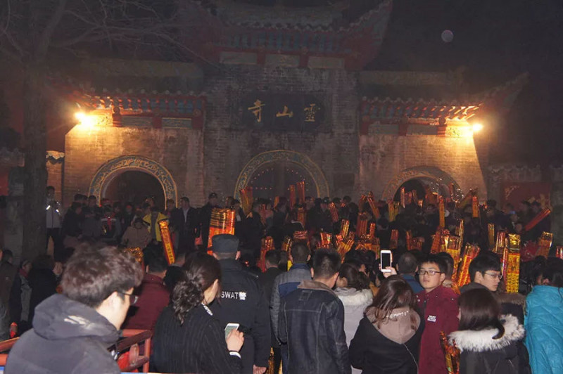 灵山风景区农历新年游人火爆