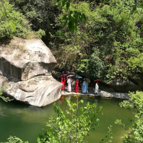 在对的时间去西峡龙潭沟，才是不枉人间最美的风景