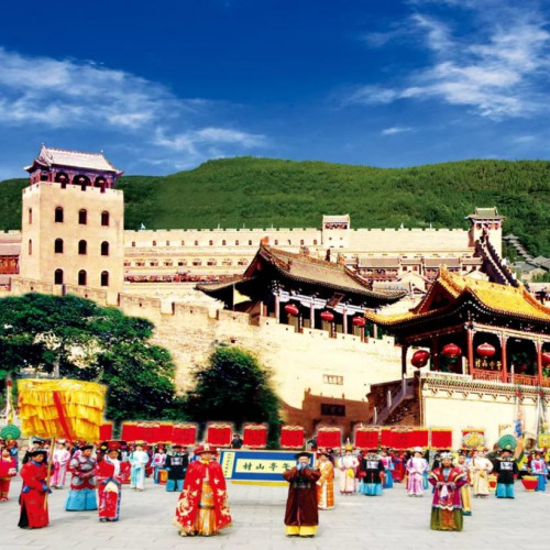 河山楼雄姿勃勃，古今建筑史一大奇观