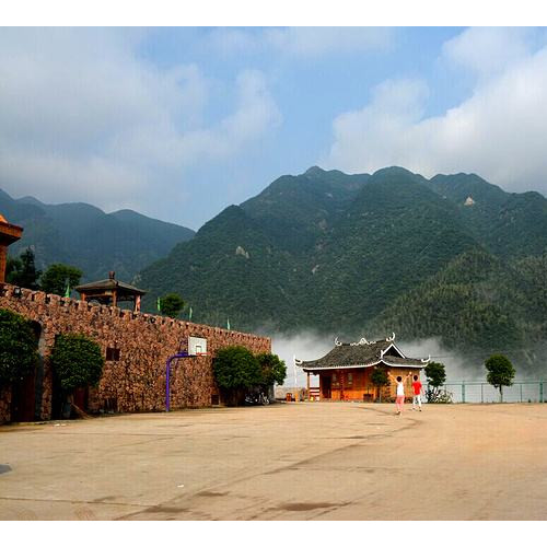 三联峒景区即将上演挑战“世界最长走钢丝记录”