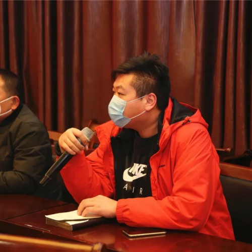老君山文旅集团组织中高层人员对复产复工进行再部署