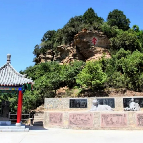 清明小长假，来人祖山踏个青甚好