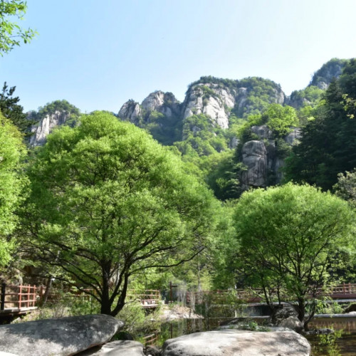 天河大峡谷抱着整个世界，和夏天撞个满怀
