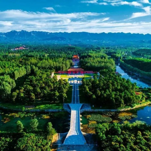 清西陵这座古老的艺术瑰宝，焕发出勃勃生机
