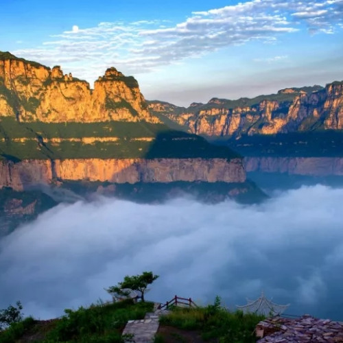 和旅游达人一起感受新乡南太行的景观盛宴吧