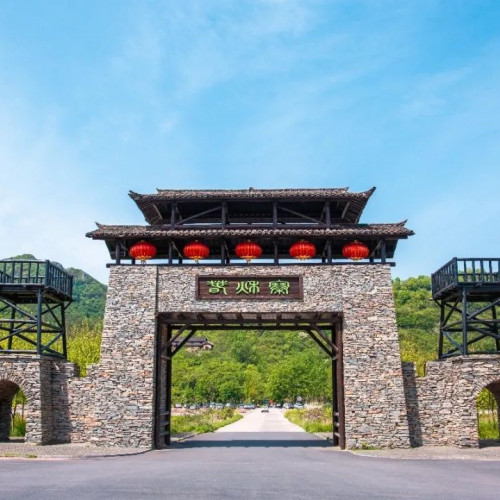 中国醉美古山寨春秋寨景区邀您来惠游湖北