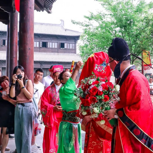 去朱仙镇启封故园度过最浪漫的一天，做最浪漫的事