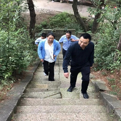 信阳灵山风景区开展“十一黄金周”节前安全大检查