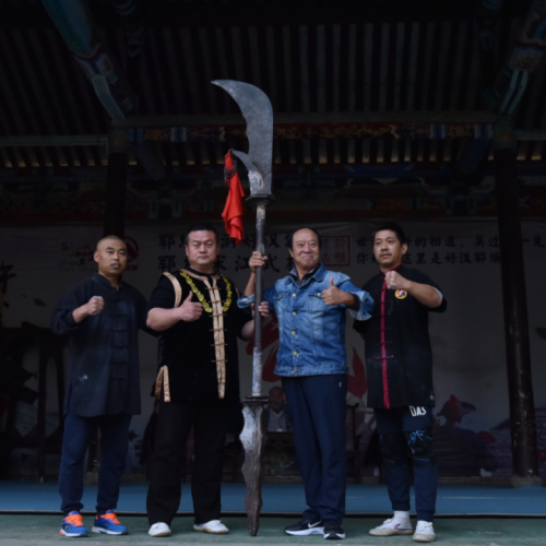 水浒好汉城迎来众多国家一级演员