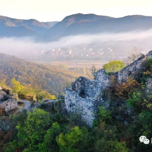 秋景短暂，好天气不再，来襄阳春秋寨，抓住秋天的尾巴