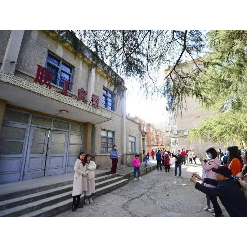 襄阳春秋寨景区开展“你好，我的李焕英”征集活动